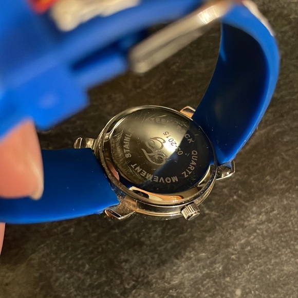 🔥 5/$25 - Firetruck themed watch - Picture 5 of 5